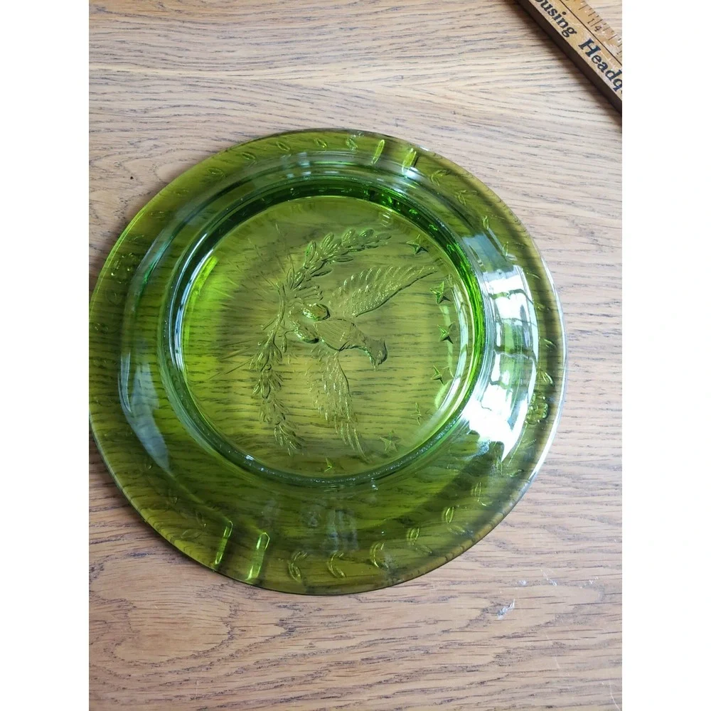 Cigar Ashtray LE Smith Heritage Green Glass American Eagle Stars 9